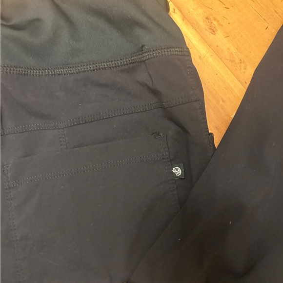 Mountain Hardware Dynama Hiking Climbing Travel Pant in Size Medium - Short - Picture 7 of 7